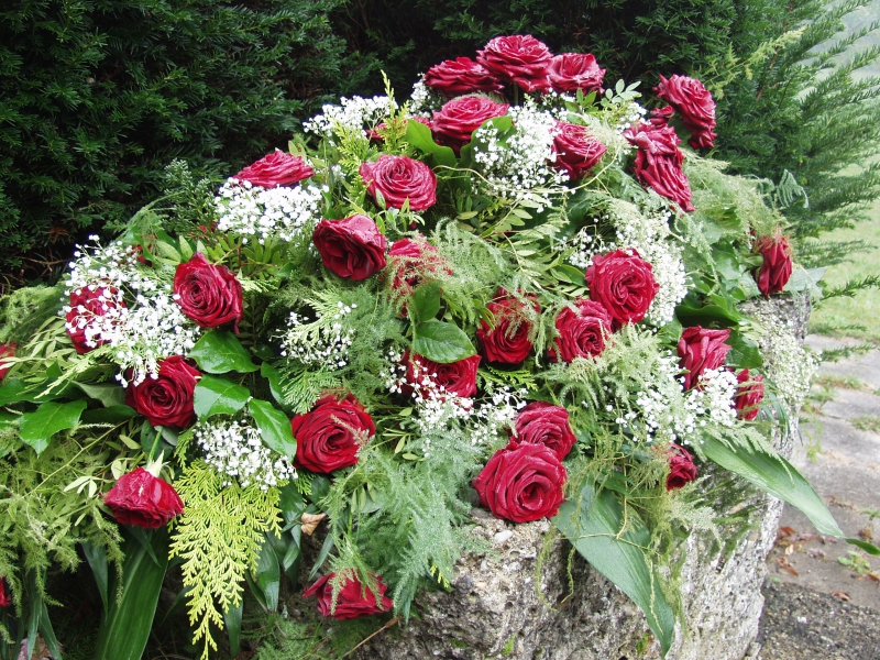 funeraire-LA BRIGUE-min_roses-61203